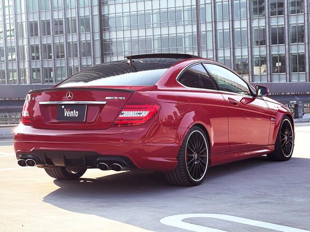 中古車 | メルセデス・ベンツ Cクラス C63 AMGクーペ パフォーマンスパッケージ 後期 パノラミックルーフ ホワイトナッパレザー カーボンインテリア Harman Kardon バックカメラ - 東京 Vento ヴェント | goo - 中古車情報 中古車 | メルセデス・ベンツ Cクラス C63 AMGクーペ パフォーマンスパッケージ 後期 パノラミックルーフ ホワイトナッパレザー カーボンインテリア Harman Kardon バックカメラ - 東京 Vento ヴェント | goo - 中古車情報