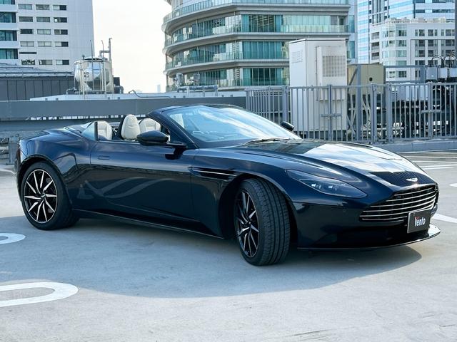 アストンマーティン ＤＢ１１