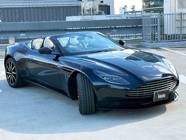 アストンマーティン ＤＢ１１