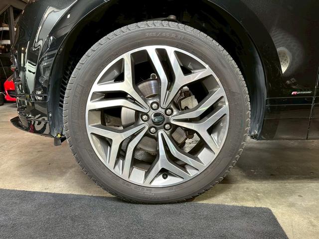 レンジローバーヴェラール ケンジントン　ディーゼルターボ　４ＷＤ　フロアＭＴモード付８ＡＴ　障害物センサー　パーキングアシスト　レーンキープアシスト　電動シート　シートヒーター　フロントフォグランプ　衝突被害軽減ブレーキ（10枚目）