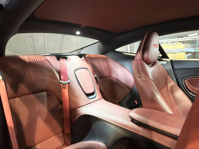 ＤＢ１１ ローンチエディション　Ｂａｎｇ＆Ｏｌｕｆｓｅｎ　コラムＭＴモード付８ＡＴ　クルーズコントロール　障害物センサー　フロント／サイド／バックカメラ　アイドリングストップ　過給器設定モデル　電動シート　シートヒーター（23枚目）