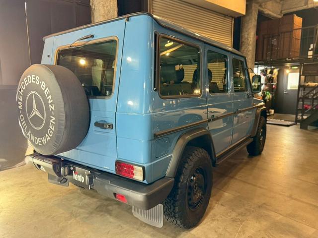 Ｇクラス Ｇ３２０　ロング　４ＷＤ　Ｇ３２０ロング　プロフェッショナルミラー　スチールホイール　サンルーフブラックレザーシート（5枚目）