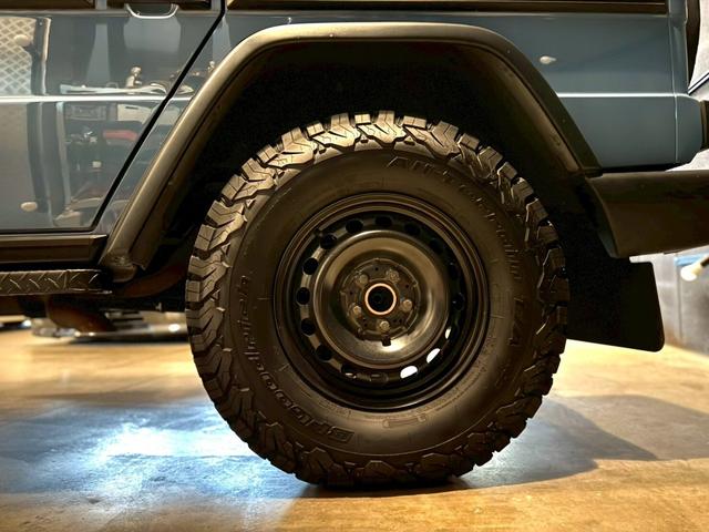 Ｇクラス Ｇ３２０　ロング　４ＷＤ　Ｇ３２０ロング　プロフェッショナルミラー　スチールホイール　サンルーフブラックレザーシート（7枚目）