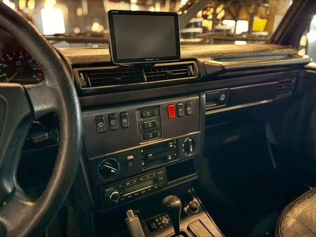 Ｇクラス Ｇ３２０　ロング　４ＷＤ　Ｇ３２０ロング　プロフェッショナルミラー　スチールホイール　サンルーフブラックレザーシート（14枚目）