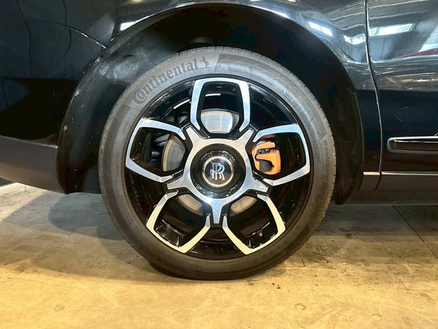 カリナン ６．７５　４ＷＤ　ブラックバッジ　スターライトヘッドライナー　コーチライン（10枚目）