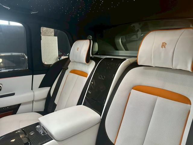 カリナン ６．７５　４ＷＤ　ブラックバッジ　スターライトヘッドライナー　コーチライン（22枚目）