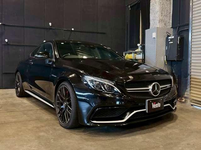 Ｃ６３Ｓクーペ（オブシティアンブラック）ナビＴＶブルメスターナッパレザーＡＭＧパフォーマンスエグゾースト