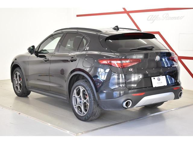 ステルヴィオ ２．２ターボ　ディーゼルＱ４スポーツパッケージ　認定中古車　認定中古車保証１年付帯　レッドレザーシート　前後ドライブレコーダー付　Ｄ．Ｎ．Ａドライブモード付　ステアリングヒーター　アダプティブクルーズコントロール　ハーマンカードン製スピーカー（27枚目）