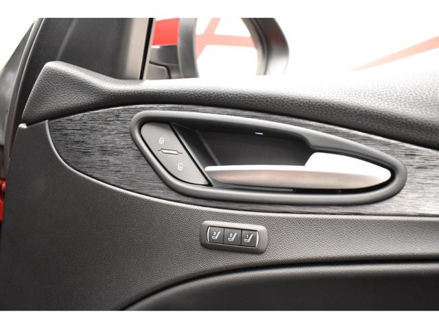 ステルヴィオ ２．２ターボ　ディーゼルＱ４　認定中古車保証１年付帯　ブラックレザーシート　電動パワーシート　シートヒーター　ハンドルヒーター　アダプティブクルーズコントロール　ＥＴＣ搭載　バックカメラ　アップルカープレイ／アンドロイドオート対応（18枚目）