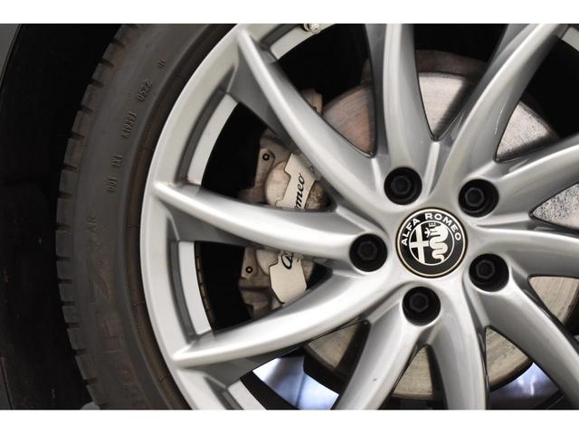 ジュリア ＴＩ　新車保証継承＋認定中古車保証１年　ブラウンレザーシート　電動パワーシート　シートヒーター　アダプティブクルーズコントロール　ＥＴＣ　バックカメラ　ハンドルヒーター　Ｂｌｕｅｔｏｏｔｈ（39枚目）