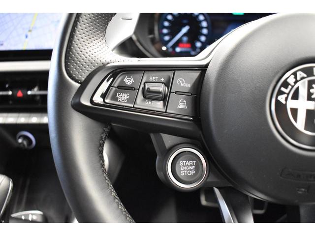 トナーレ プラグインハイブリッドＱ４　ヴェローチェ　新車保証継承　ワンオーナー　禁煙車　シートヒーター　シートクーラー　アダプティブクルーズコントロール　ナビゲーション　バックカメラ　パドルシフト　電動パワーシート　ワイヤレススマートフォン充電可（11枚目）