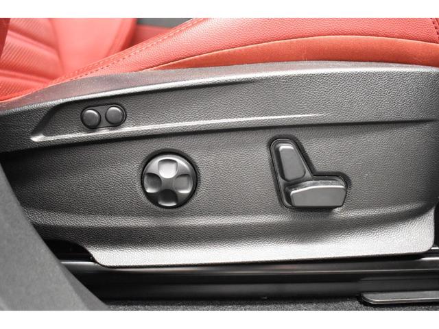 ステルヴィオ ２．０ターボ　Ｑ４スポーツパッケージ　認定中古車保証１年付き　弊社買取車両　レザーシート　Ｄ．Ｎ．Ａドライブモード付　ステアリングヒーター　シートヒーター　アダプティブクルーズコントロール　ハーマンカードン製スピーカー　２０インチホイール（21枚目）