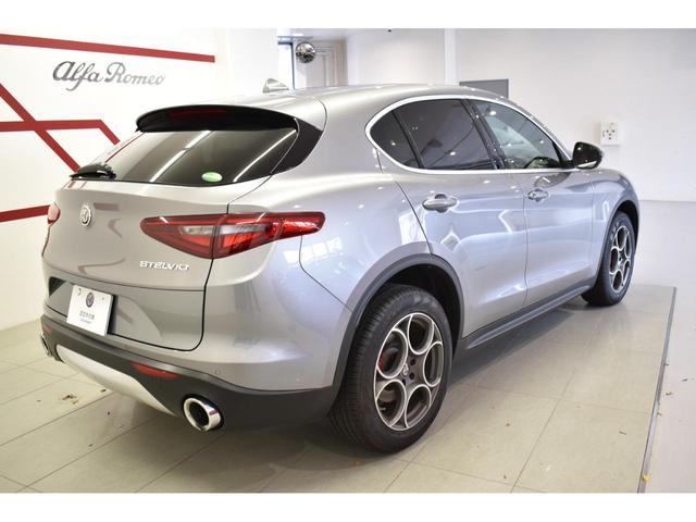 ステルヴィオ ２．０ターボ　Ｑ４スポーツパッケージ　認定中古車保証１年付き　弊社買取車両　レザーシート　Ｄ．Ｎ．Ａドライブモード付　ステアリングヒーター　シートヒーター　アダプティブクルーズコントロール　ハーマンカードン製スピーカー　２０インチホイール（32枚目）