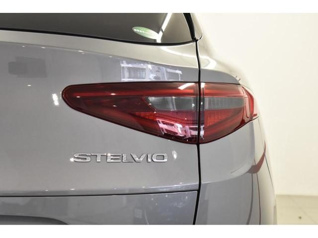 ステルヴィオ ２．０ターボ　Ｑ４スポーツパッケージ　認定中古車保証１年付き　弊社買取車両　レザーシート　Ｄ．Ｎ．Ａドライブモード付　ステアリングヒーター　シートヒーター　アダプティブクルーズコントロール　ハーマンカードン製スピーカー　２０インチホイール（37枚目）