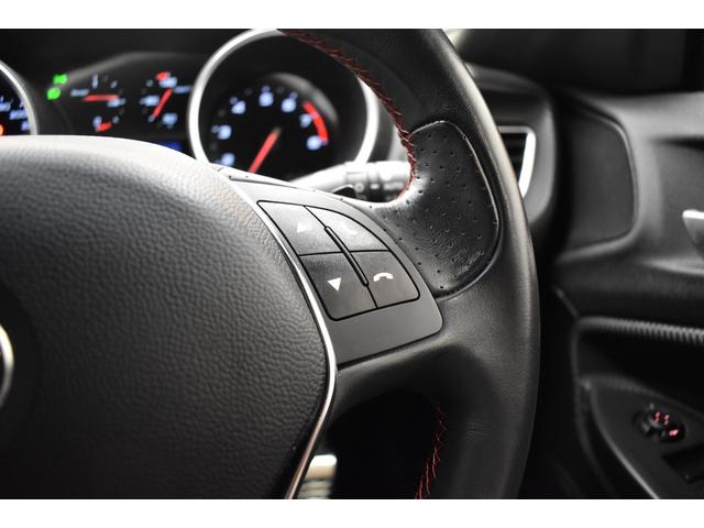 ジュリエッタ ヴェローチェ 1750 TBI 認定中古車保証1年付 禁煙車 TV・CD・DVD再生 ブラックレザーシート シートヒーター パドルシフト ブレンボ製レッドキャリパー 18インチ純正アルミ ナビゲーション ETC クルーズコントロール(13枚目)