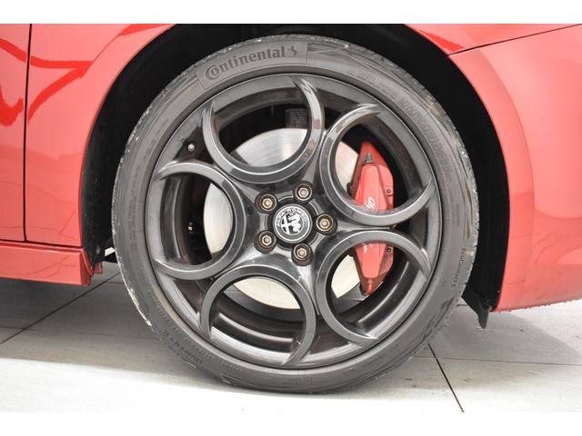 ジュリエッタ ヴェローチェ 1750 TBI 認定中古車保証1年付 禁煙車 TV・CD・DVD再生 ブラックレザーシート シートヒーター パドルシフト ブレンボ製レッドキャリパー 18インチ純正アルミ ナビゲーション ETC クルーズコントロール(29枚目)