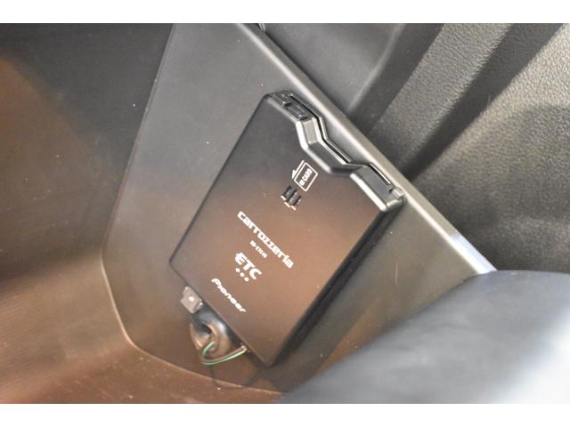 トナーレ プラグインハイブリッドＱ４　ヴェローチェ　新車保証継承　ワンオーナー　ブラックレザーシート　シートヒーター　電動パワーシート　アダプティブクルーズコントロール　アップルカープレイ　アンドロイドオート　禁煙車　ＥＴＣ　バックカメラ　純正カーナビ（29枚目）