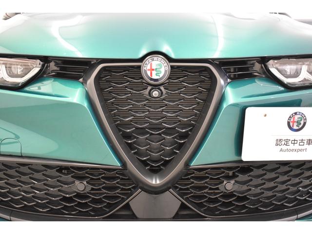 トナーレ プラグインハイブリッドＱ４　ヴェローチェ　新車保証継承　ワンオーナー　ブラックレザーシート　シートヒーター　電動パワーシート　アダプティブクルーズコントロール　アップルカープレイ　アンドロイドオート　禁煙車　ＥＴＣ　バックカメラ　純正カーナビ（32枚目）