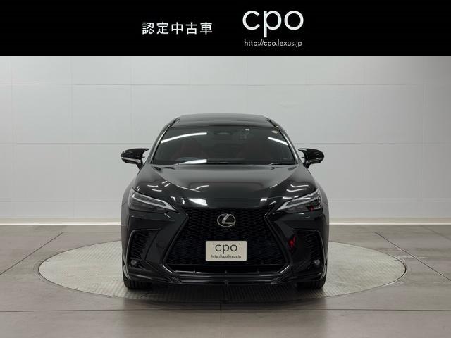ＮＸ ＮＸ３５０ｈ　Ｆスポーツ　衝突被害軽減ブレーキ　ペダル踏み間違い時加速抑制装置ＣＰＯハイブリッド保証　スカッフイルミネーション　カップホルダーイルミ　ＨＤＭＩ入力端子　前後方ドライブレコーダー　認定中古車（5枚目）