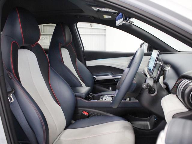 ＡＴＴＯ　３ 　ＢＹＤ認定中古車　当店試乗車　航続距離４７０ｋｍ　グロスブラックエクステリア　カーボンインテリア　パノラマサンルーフ　ＬＥＤヘッドライト　シートヒーター　電動テールゲート　純正前後ドライブレコーダー（9枚目）