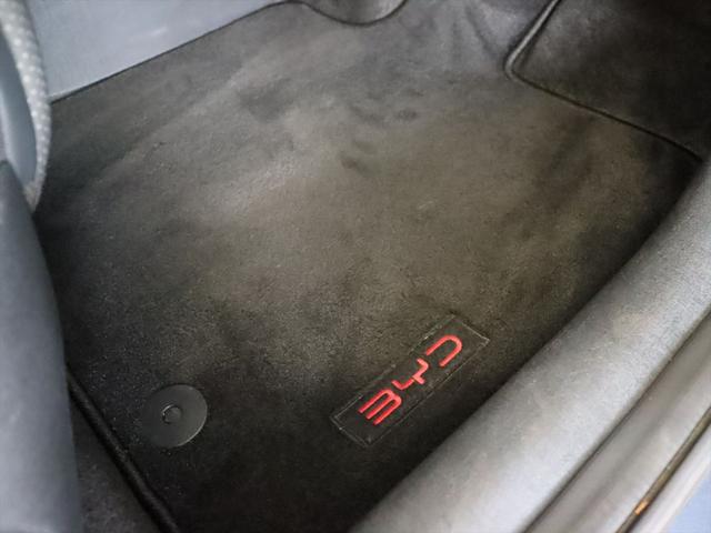 ドルフィン ロングレンジ　ＢＹＤ認定中古車　当店試乗車　航続距離４７６ｋｍ　パノラミックガラスルーフ　ビーガンレザー　音声認識ナビ　３６０°ビューカメラ　パワーシート　シートヒーター　ＬＥＤヘッドライト　スマホワイヤレス充電（45枚目）