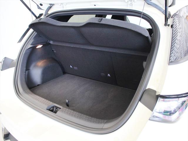 ドルフィン 　ＢＹＤ認定中古車　登録済み未使用車　航続距離４１５ｋｍ　ビーガンレザー　音声認識ナビ　３６０°ビューカメラ　パワーシート　シートヒーター　ＬＥＤヘッドライト　クルーズコントロール　キーレス（20枚目）