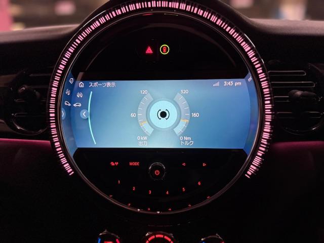 ＭＩＮＩ クーパーＤプレミアムプラスパッケージクラシックトリム　アップルカープレイ　ブラックルーフ　バックカメラリアセンサー　１６インチオプションブラックアルミ（18枚目）
