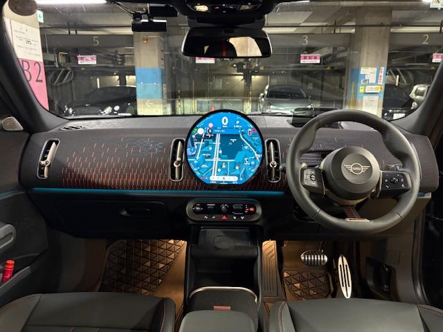 ＭＩＮＩ ジョンクーパーワークス　カントリーマンオール４ＪＣＷ　Ｌパッケージ　サンルーフ　ハーマンオーディオ　電動メモリーシート　ブラックルーフ　前後ドラレコ（7枚目）