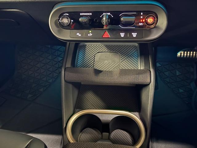 ＭＩＮＩ ジョンクーパーワークス　カントリーマンオール４ＪＣＷ　Ｌパッケージ　サンルーフ　ハーマンオーディオ　電動メモリーシート　ブラックルーフ　前後ドラレコ（27枚目）