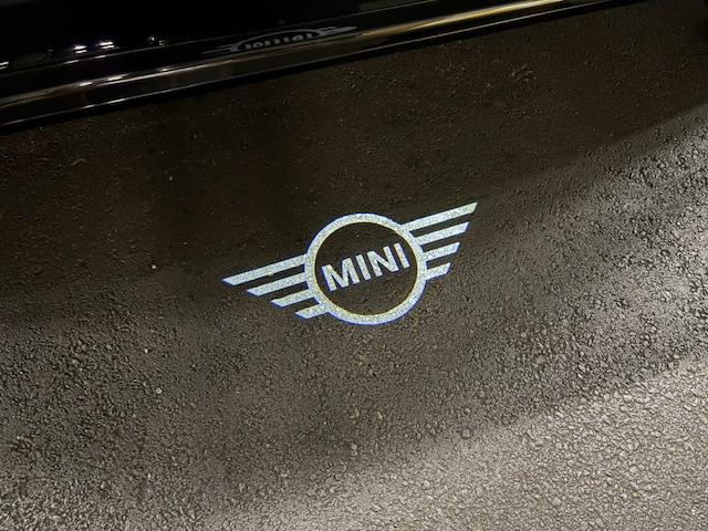 ＭＩＮＩ ジョンクーパーワークス　カントリーマンオール４ＪＣＷ　Ｌパッケージ　サンルーフ　ハーマンオーディオ　電動メモリーシート　ブラックルーフ　前後ドラレコ（47枚目）