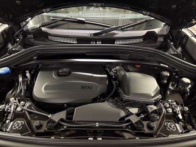 ＭＩＮＩ ジョンクーパーワークス　カントリーマンオール４ＪＣＷ　Ｌパッケージ　サンルーフ　ハーマンオーディオ　電動メモリーシート　ブラックルーフ　前後ドラレコ（53枚目）