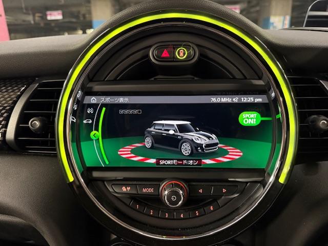 MINI クーパーS 5ドア JCWパドルステア デジタルpkg カメラpkg ペッパーpkg ブラックルーフ&エクステリア(19枚目)