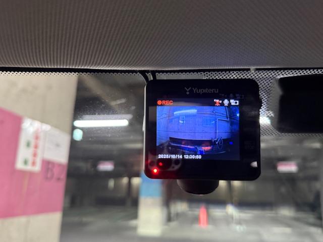 MINI クーパーS 5ドア JCWパドルステア デジタルpkg カメラpkg ペッパーpkg ブラックルーフ&エクステリア(25枚目)