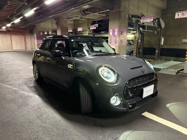 MINI クーパーS 5ドア JCWパドルステア デジタルpkg カメラpkg ペッパーpkg ブラックルーフ&エクステリア(54枚目)