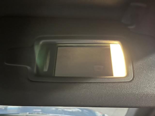 MINI カントリーマンD フェイバリット・トリム Mパッケージ 19インチアルミ 電動メモリーシート ベージュべスキンシート ヘッドアップディスプレイ(32枚目)