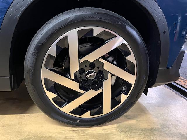 MINI カントリーマンD フェイバリット・トリム Mパッケージ 19インチアルミ 電動メモリーシート ベージュべスキンシート ヘッドアップディスプレイ(47枚目)