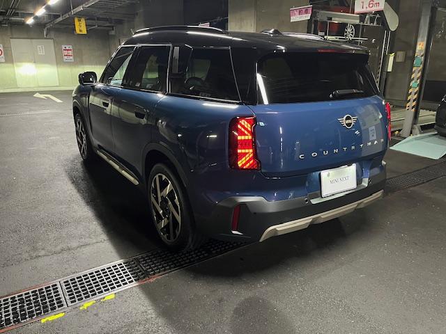 MINI カントリーマンD フェイバリット・トリム Mパッケージ 19インチアルミ 電動メモリーシート ベージュべスキンシート ヘッドアップディスプレイ(54枚目)