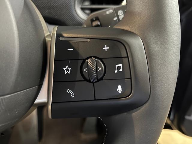 ＭＩＮＩ クーパーＣ　クラシック・トリム　５ドア　ブラックべスキンシート　ＯＰ１７インチアルミ　ナビ　ＥＴＣ　シートヒーター　バックカメラ（11枚目）