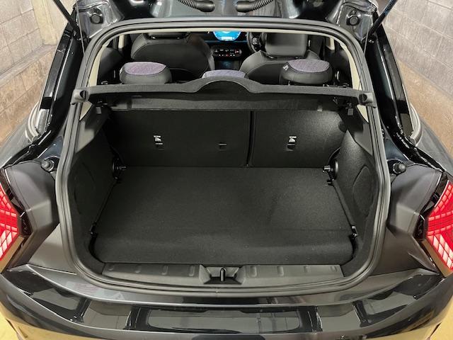 ＭＩＮＩ クーパーＣ　クラシック・トリム　５ドア　ブラックべスキンシート　ＯＰ１７インチアルミ　ナビ　ＥＴＣ　シートヒーター　バックカメラ（30枚目）