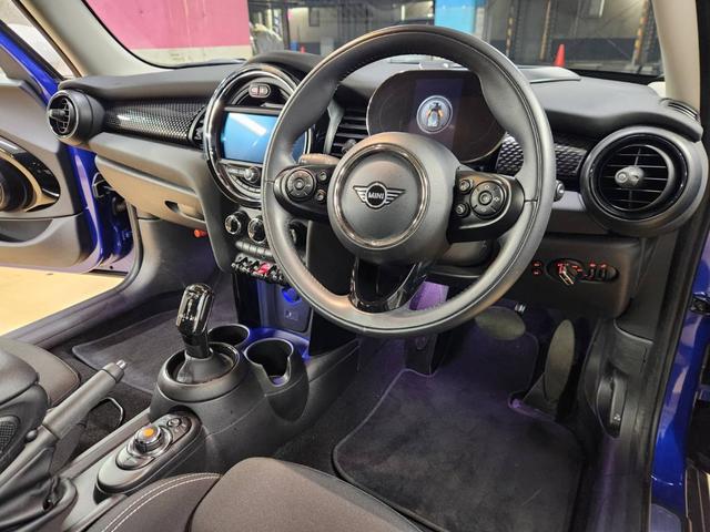 MINI クーパーS クーパーS(5名) 純正ナビ デジタルパッケージ MINIペッパーパッケージ ホワイトルーフ(16枚目)