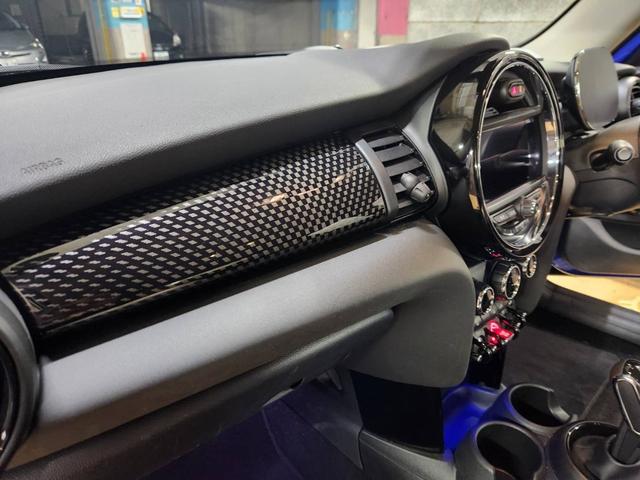 MINI クーパーS クーパーS(5名) 純正ナビ デジタルパッケージ MINIペッパーパッケージ ホワイトルーフ(18枚目)