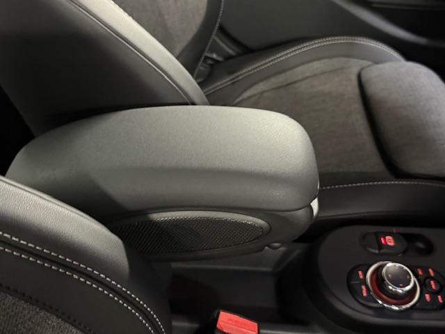 MINI クーパー プレミアムプラスパッケージクラシックトリム 5ドア アクティブクルコン アップルカープレイ バックカメラ ETC LED シートヒーター 社外ドラレコ(39枚目)