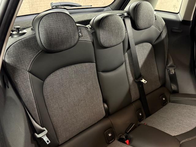 MINI クーパー プレミアムプラスパッケージクラシックトリム 5ドア アクティブクルコン アップルカープレイ バックカメラ ETC LED シートヒーター 社外ドラレコ(42枚目)