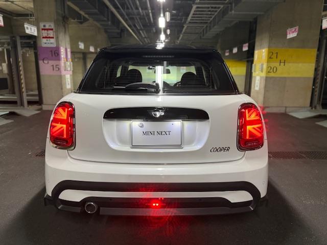 MINI クーパー プレミアムプラスパッケージクラシックトリム 5ドア アクティブクルコン アップルカープレイ バックカメラ ETC LED シートヒーター 社外ドラレコ(55枚目)