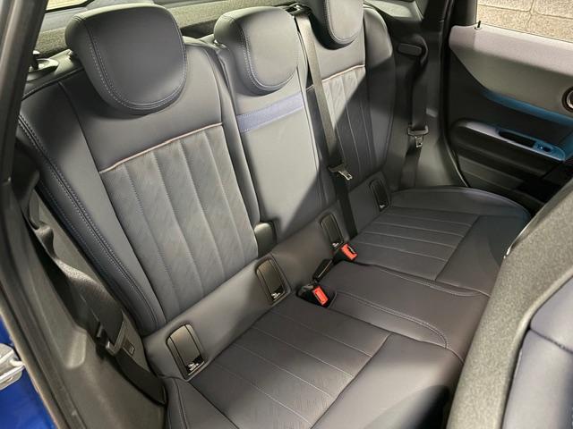 MINI クーパーS フェイバリット・トリム 5ドア 電動シート ハーマンカードンスピーカー サラウンドビューカメラ ナビ ETC(30枚目)