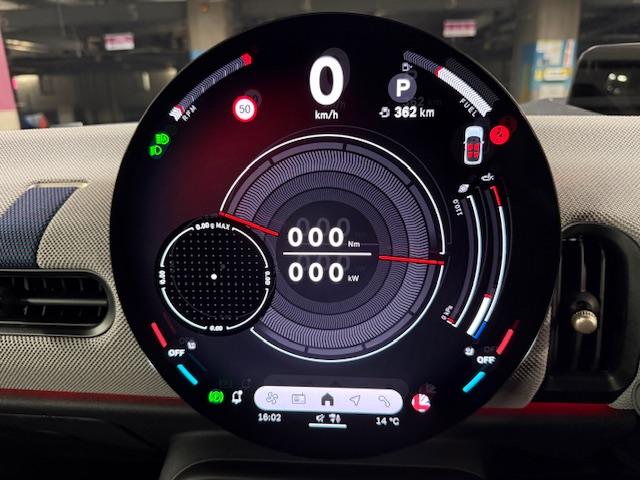 ＭＩＮＩ クーパーＳ　フェイバリット・トリム　３ドア　Ｍパッケージ　ハーマンオーディオ　ＯＰ１８インチアルミ（34枚目）