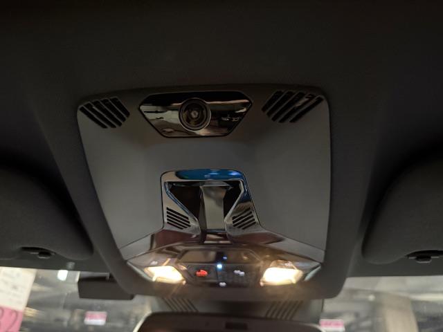 ＭＩＮＩ クーパーＳ　フェイバリット・トリム　３ドア　Ｍパッケージ　ハーマンオーディオ　ＯＰ１８インチアルミ（38枚目）