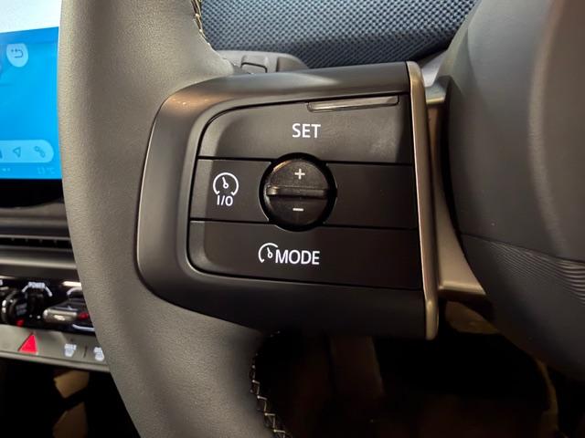 ＭＩＮＩ エースマンＳＥ　フェイバリット・トリム　５ドア　サラウンドビューモニター　ナビ　ＥＴＣ　同色ルーフ（13枚目）