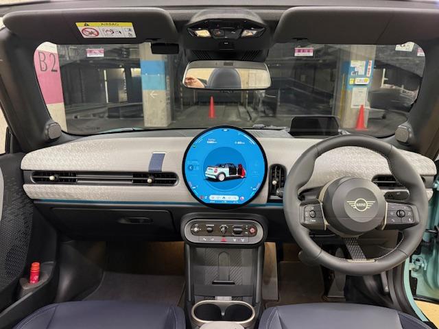 ＭＩＮＩ クーパーＳ　コンバーチブル　フェイバリット・トリム　Ｍパッケージ　ハーマンオーディオ　電動メモリーシート（13枚目）