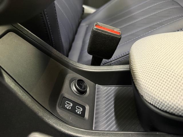 ＭＩＮＩ クーパーＳ　コンバーチブル　フェイバリット・トリム　Ｍパッケージ　ハーマンオーディオ　電動メモリーシート（43枚目）